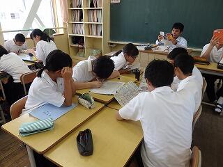 みんなでルートを話し合っています