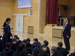 長所を答えるのは恥ずかしい?