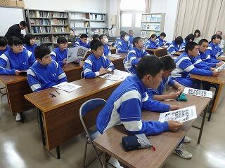 話しを聞きます 話しを聞きます