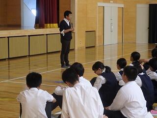 佐保先生による総合の説明