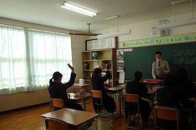 答えを発表しようとしています。