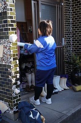 一軒一軒お届けしました。