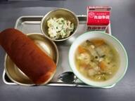 ミルクパン 肉団子のスープ ポテトサラダ ミルクパン 肉団子のスープ ポテトサラダ