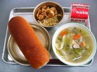 ミルクパン　　春雨スープ　　シュウマイ　　ゆでもやし