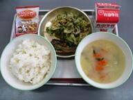 ごはん　　いわしの生姜煮　ゆかり和え　　白菜のみそ汁　節分豆