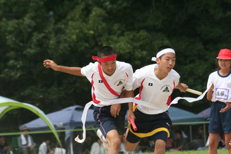 中学生リレーのゴール