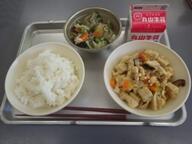 ごはん 高野豆腐の卵とじ 千切り大根の酢の物 ごはん 高野豆腐の卵とじ 千切り大根の酢の物