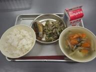 麦ごはん いわし生姜煮 ゆかり和え けんちん汁 麦ごはん いわし生姜煮 ゆかり和え けんちん汁