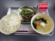 ごはん　　めひかりのピリ辛揚げ　　ゆできゅうり　大根のみそ汁