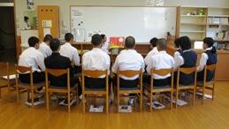 ３年生の読み聞かせ