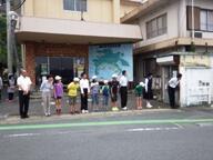 小中学生によるあいさつ運動