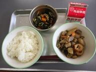 ごはん 筑前煮 いそべ和え ごはん 筑前煮 いそべ和え