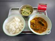 麦ごはん　　かぼちゃのそぼろ煮　　マヨネーズサラダ