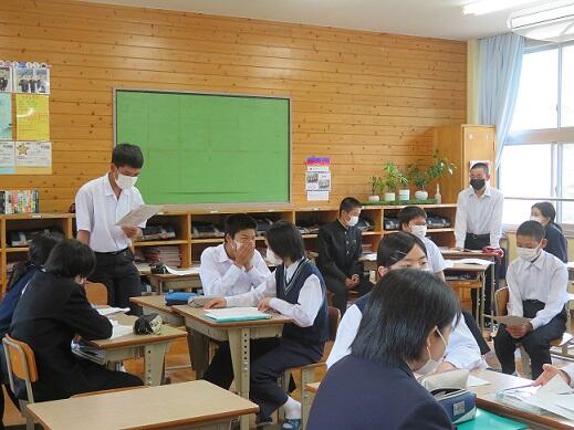 2年生　学級審議