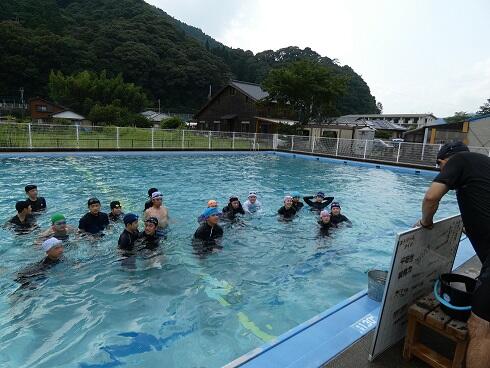 座学をしている様子