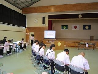 生徒総会の様子