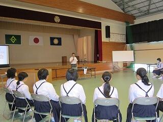 生徒総会の様子