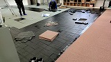 マット張り替え中