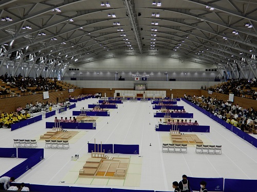 福井県営体育館競技コート