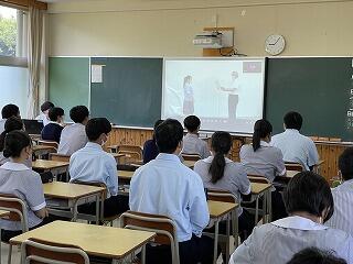 インフルエンザ感染防止のためオンライン開催