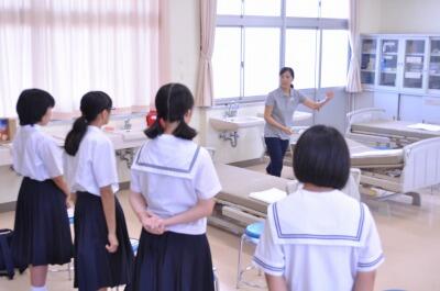 都農高校 福祉系列 授業 都農高校 福祉系列 授業