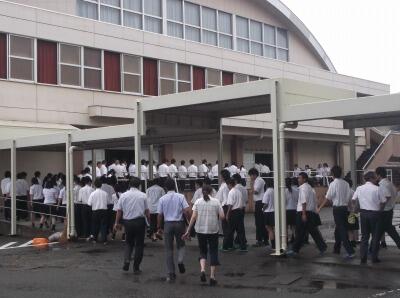 都農高校 避難訓練 移動中 都農高校 避難訓練 移動中