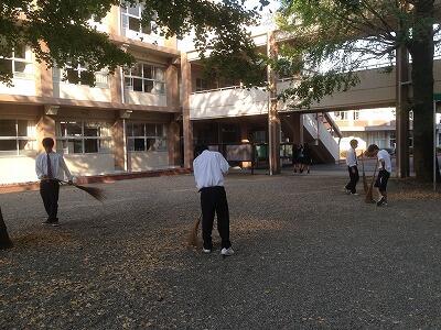 清掃の様子 清掃の様子