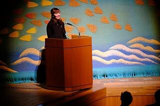 司会（MRT藤島アナウンサー）