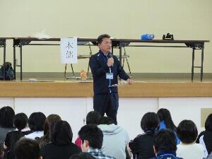 球技大会のようす 球技大会のようす