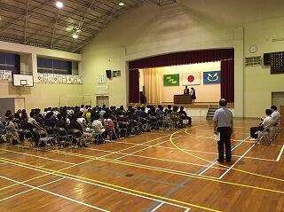 表彰の準備をしている所です