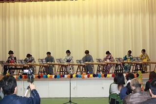 琴を発表します