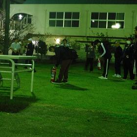 消火訓練をしています