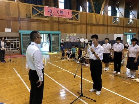 写真１生徒代表によるお別れの言葉