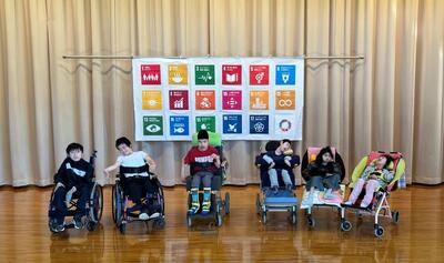 3年生みんなで写真を撮ったよ