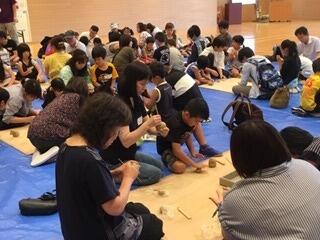 土笛作りの様子