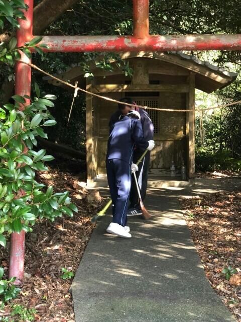 神社清掃