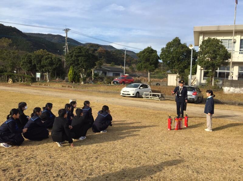 火災からの避難方法の説明