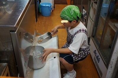 おぐら出北店での様子