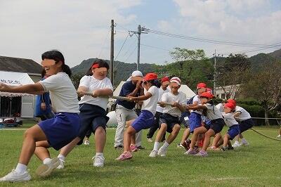 綱引きの様子