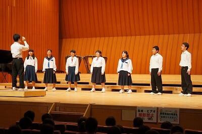 ♪ 昨日と違う明日を迎えに、もう一度走り出そう…