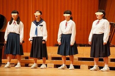 ♪ この小さな手でできること…すべてを感じること～オー