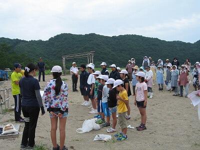海岸をきれいにするぞ～