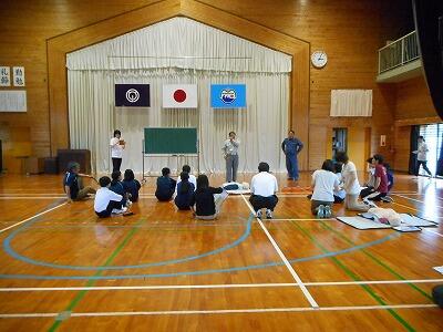 南浦中学校体育館