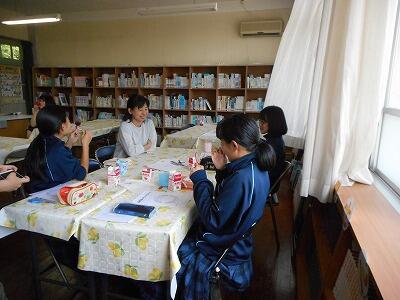 プラークテスターを使用しています