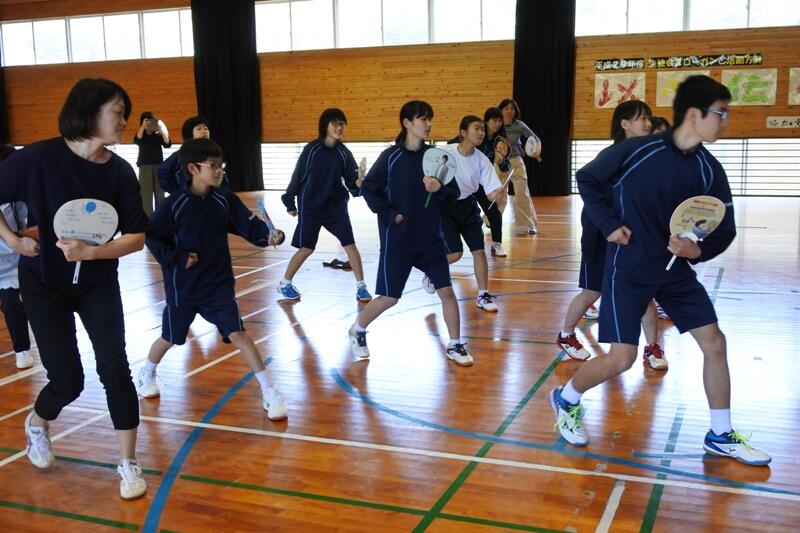 志多ら舞の練習の様子です