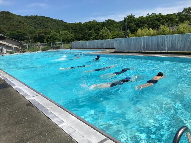 プール開き