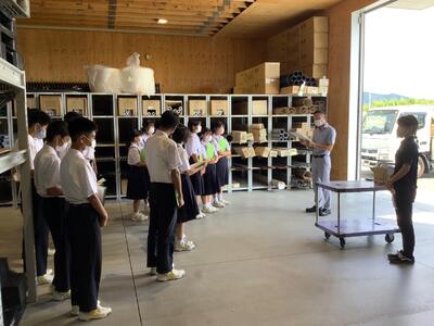 三井で「商社」の現場を学ぶ生徒たち