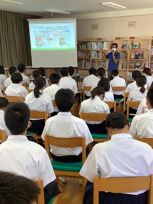 　コロナに負けない元気を取り戻そうと語る岩本さん