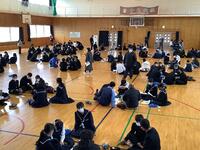 ２３班に分かれて自己紹介から始まった